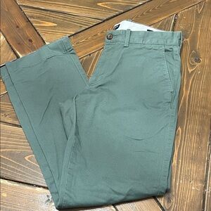 J. Crew Men's Olive Chino Pants